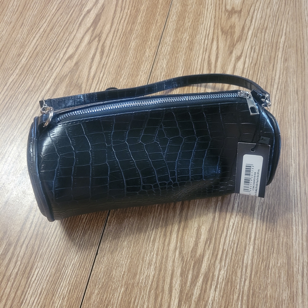 PrettyLittleThing Black Croc-Embossed Shoulder Bag